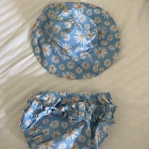 Tahari infant reusable swim suit bottoms & hat